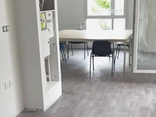 Studio 1 pièce 30 m² 