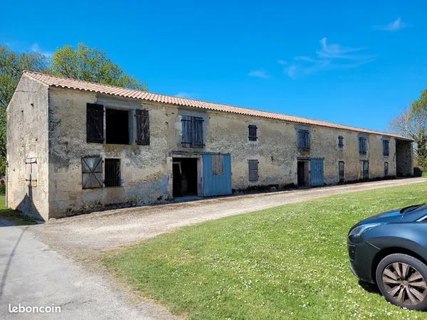 Longère 4 pièces 250 m² 
