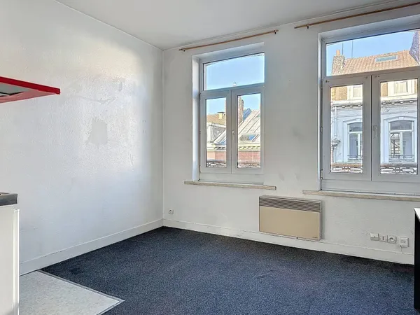 Studio 1 pièce 17 m² 