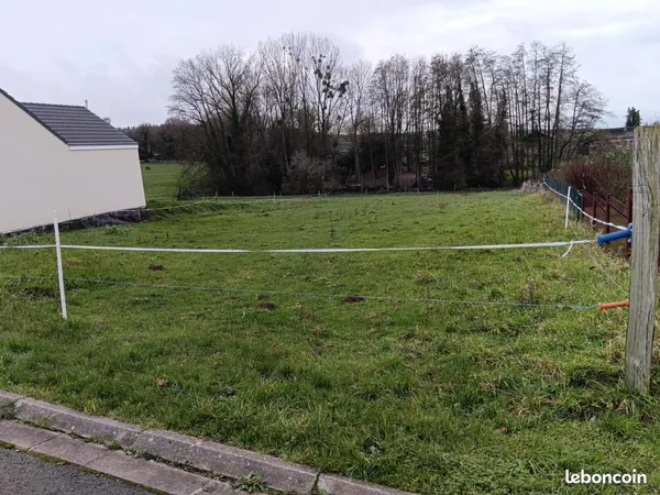 Terrain 978 m² Guivry 