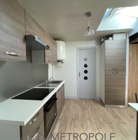 Studio 1 pièce 18 m² 