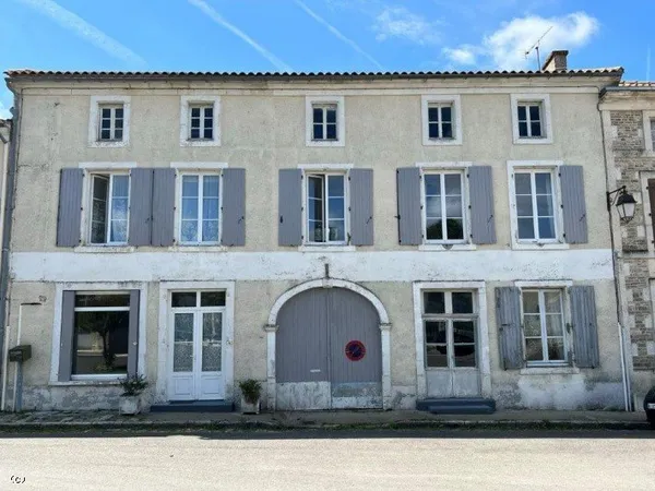 Ancien Relais En Coeur De Village Avec Jardin 