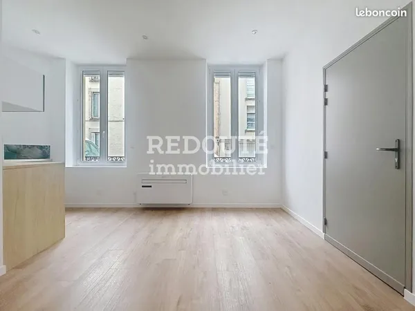 Studio 1 pièce 18 m² 
