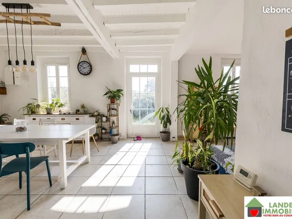 Maison 6 pièces 176 m² 