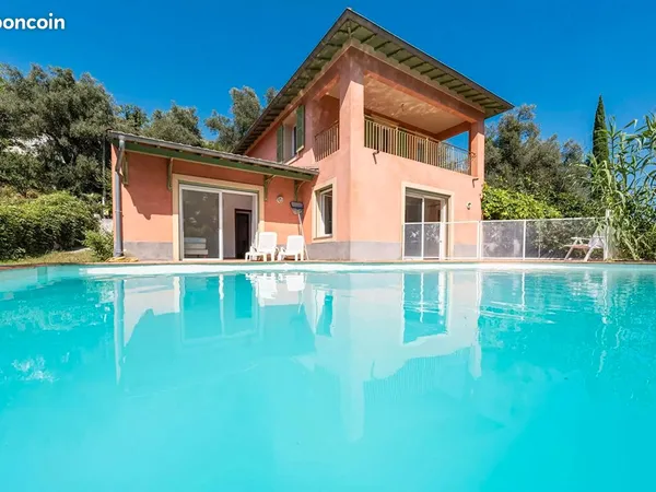Villa 5 pièces 139 m² 