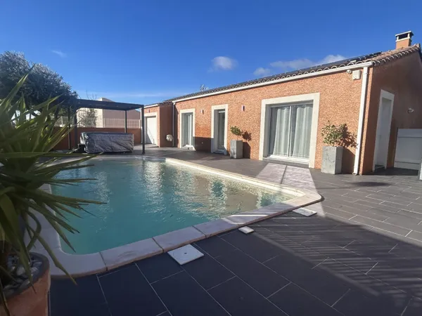 Villa 8 pièces 208 m² 
