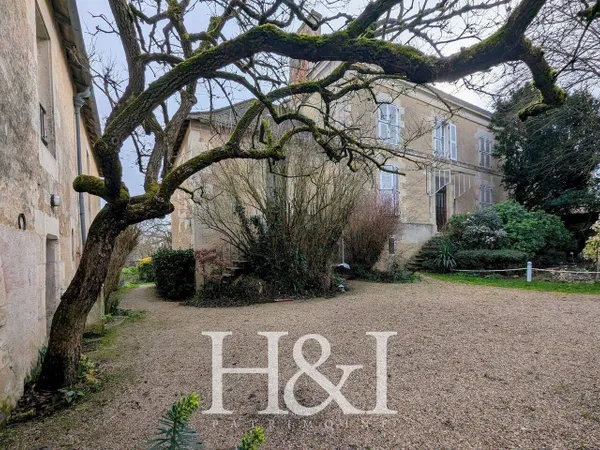 Villa 10 pièces 250 m² 