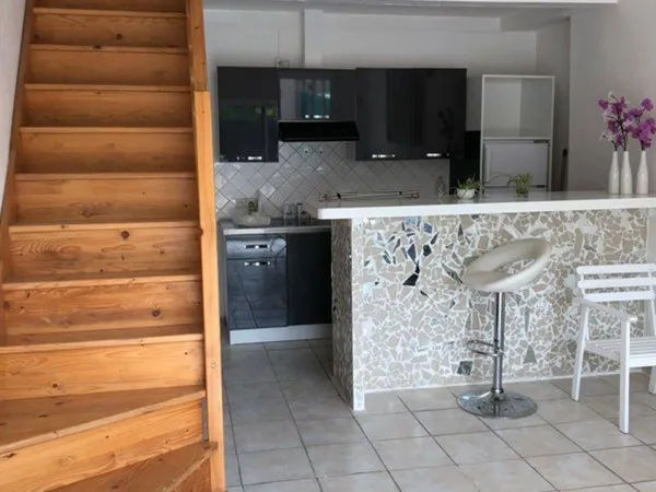 Appartement/ petite maison 