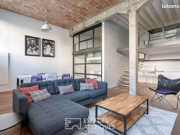 Loft 3 pièces 100 m² 