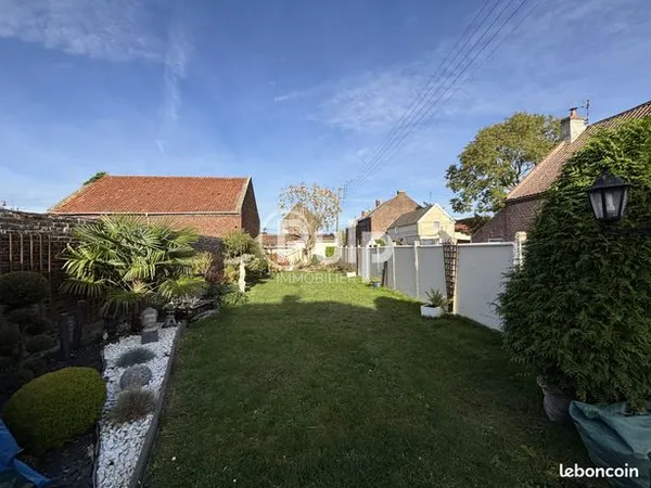 Maison 8 pièces 227 m² 