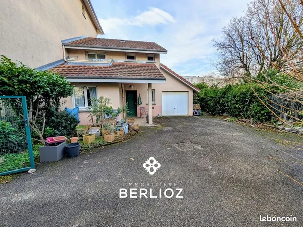Maison de ville 5 pièces 104 m² 