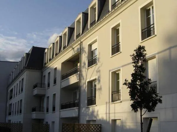 Studio 1 pièce 24 m² 