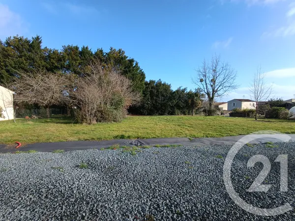 Terrain 579 m² 