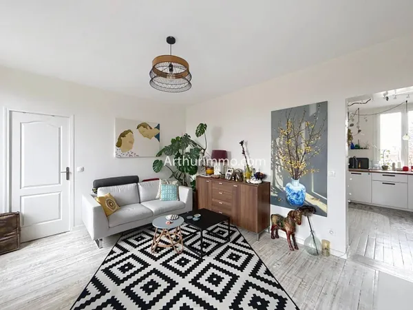 Appartement 9 pièces 74 m² 