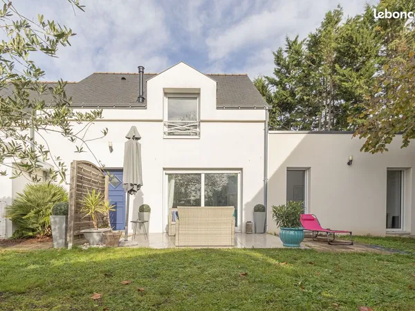 Maison 6 pièces 145 m² 