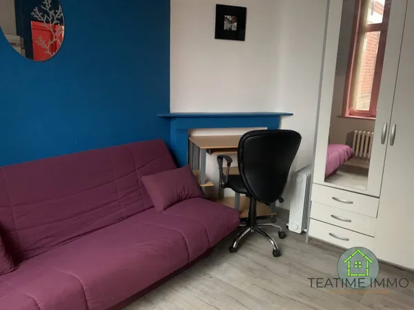 Studio 1 pièce 12 m² 