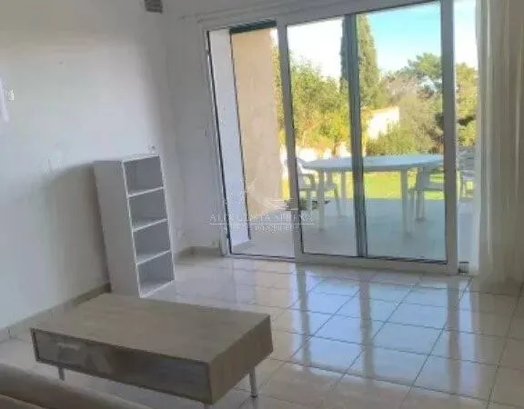 Appartement 2 pièces 53 m² 
