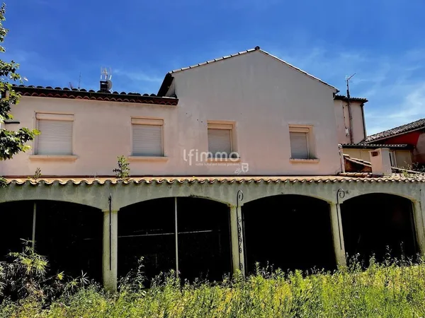 Maison avec jardin appartement indépendant centre-ville de Narbo 