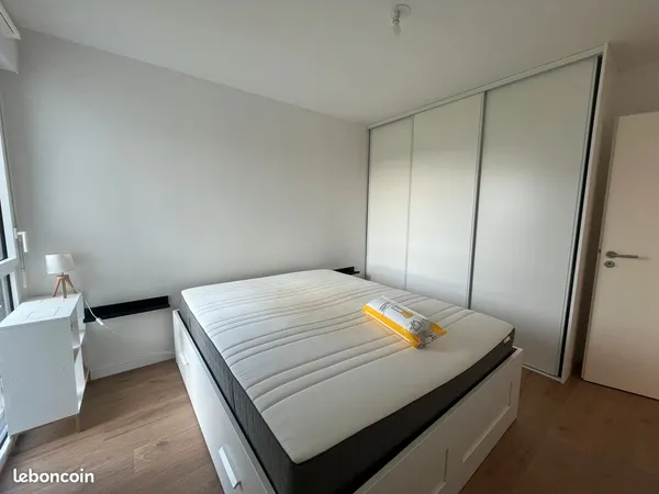 à louer / appartement t2 centre-bourg chavagne 