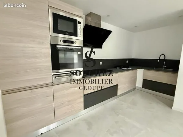 Maison 5 pièces 121 m² 