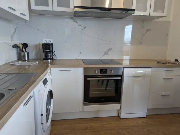 Propose 1 chambre dans appartement en colocation 