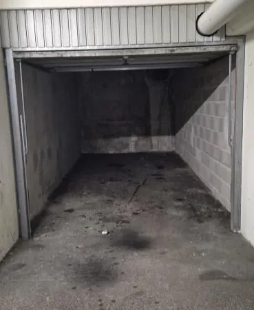 Garage/box 16 m² Besancon 
