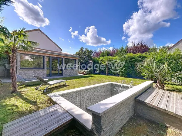 Villa 7 pièces 310 m² 