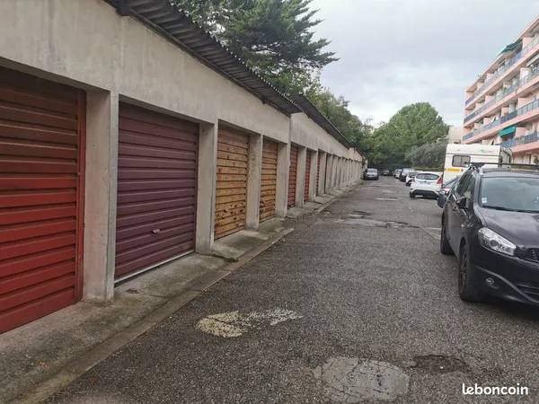 Loue garage avec compteur électrique près gare 