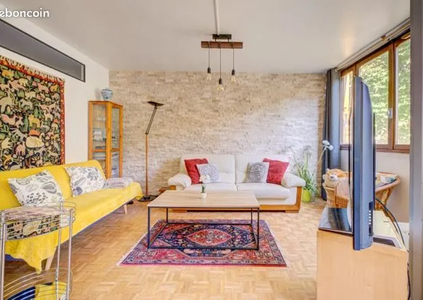 Bel appartement rénové, grand et lumineux 