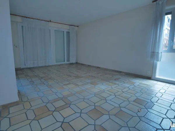 Appartement 5 pièces 96 m² 