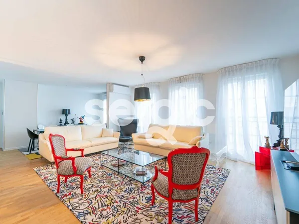 Duplex 9 pièces 192 m² 