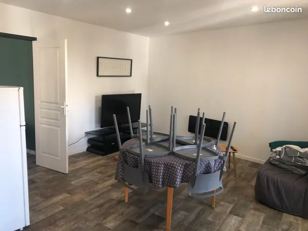 Appartement meublé frontignan centre 
