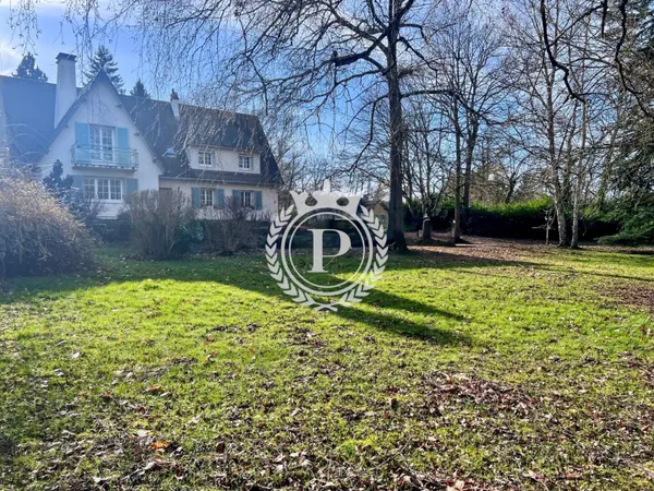 Maison 10 pièces 192 m² 