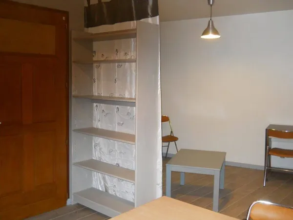Studio 1 pièce 31 m² 