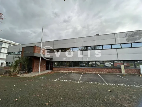 Bureaux 489 m² 