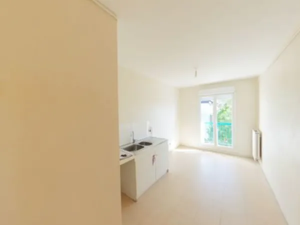 Votre agence France Loire de Saint-Amand-Montrond vous propose cet APPARTEMENT à la location sur la 