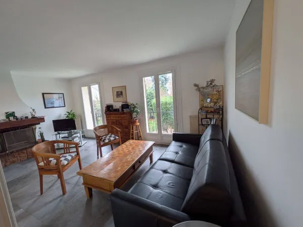 Maison 8 pièces 172 m² 