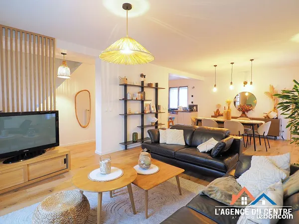 Maison 7 pièces 151 m² 