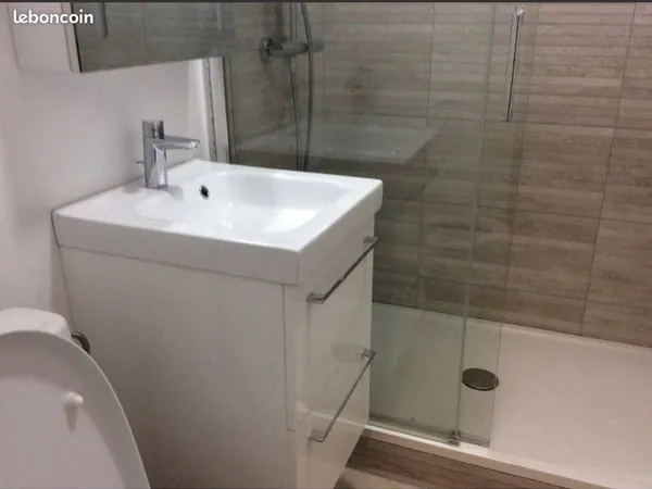 Studio meublé- Bourguignons- 750m de la gare 