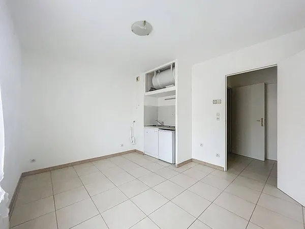 Appartement 1 pièce 19 m² 