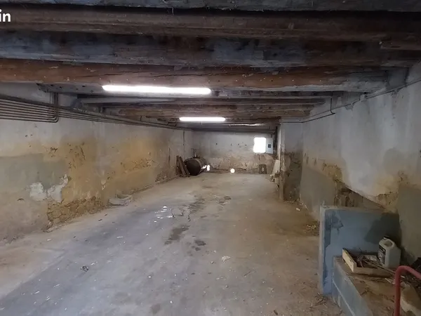 Garage/box 12 m² Poussan 