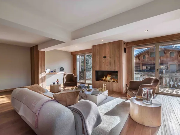 Demi-chalet rénové de standing - Jaillet - Vue dégagée et accès 