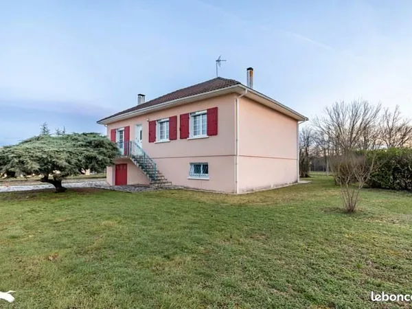Maison 5 pièces 130 m² 