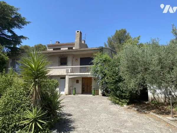 Maison 8 pièces 