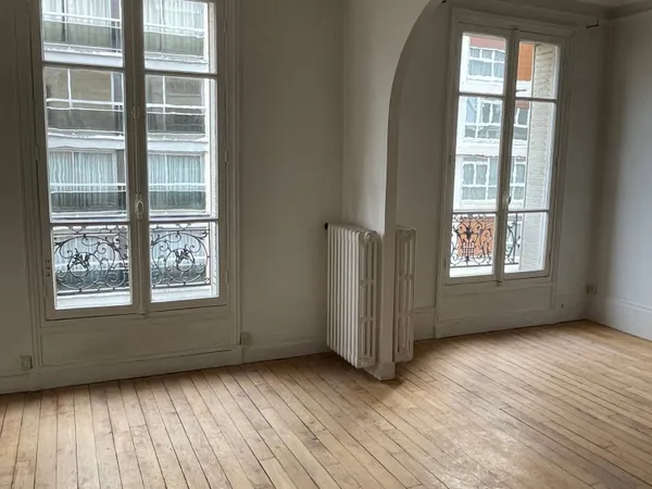 Loue T2/3 42m² proche métro Volontaires - Paris 15ème 