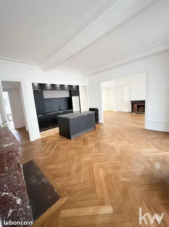 Appartement 6 pièces 155 m² 