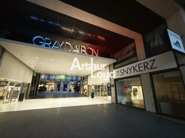 Local commercial 75 m² 