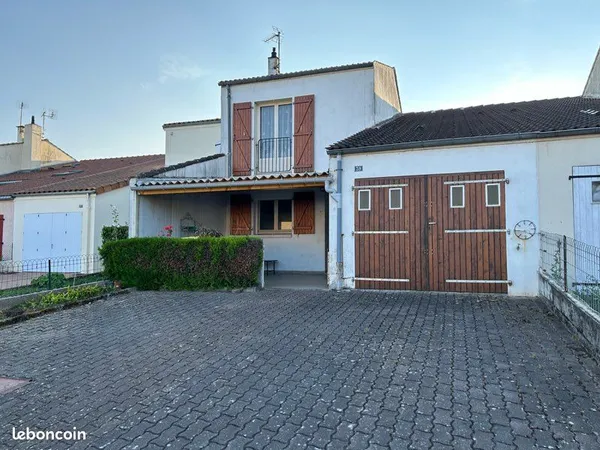 À louer - Maison T4 avec garage et terrasses - Vivonne 