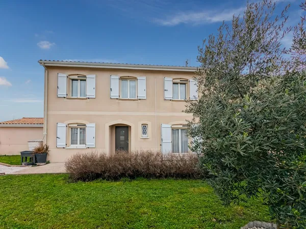 Maison de luxe 5 pièces 126 m² 