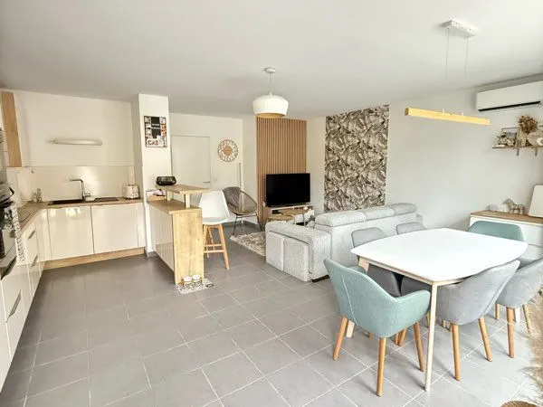 Beau 3 pièces de 66m2 avec terrasse - Villeneuve-Loubet 
